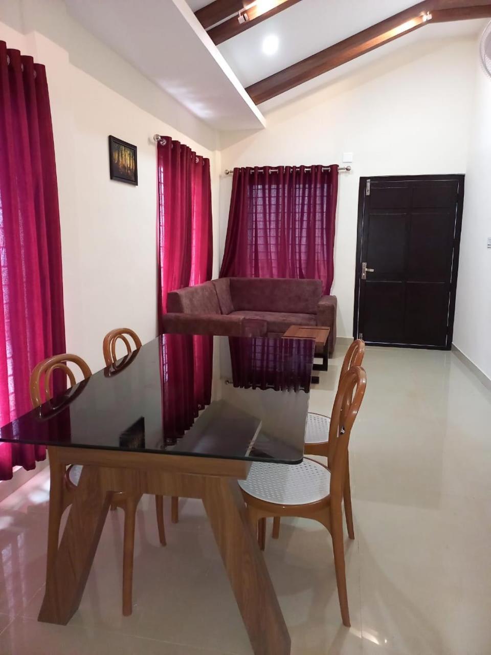Whiteflower Mountain Resort Perintalmanna Ngoại thất bức ảnh