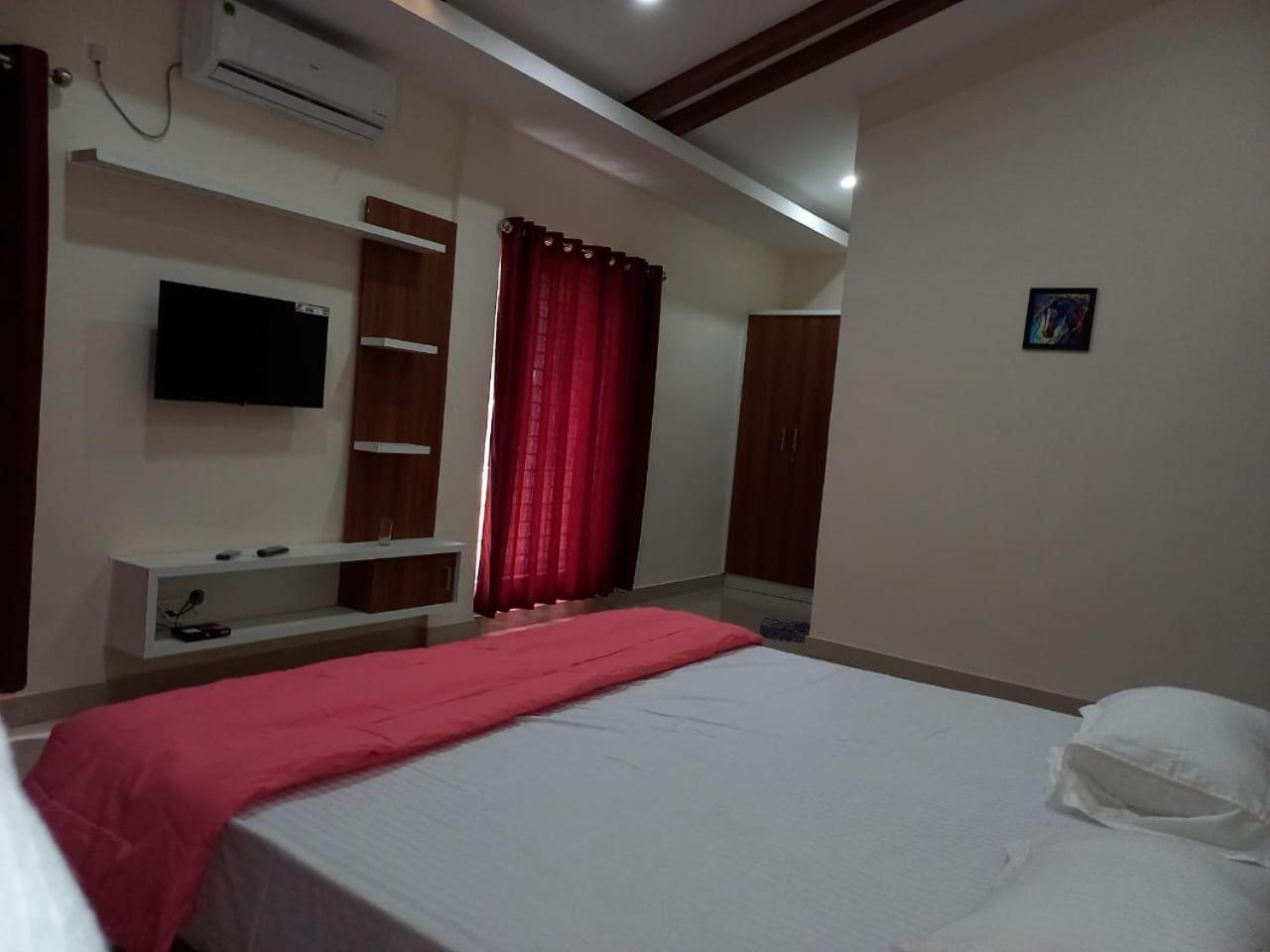 Whiteflower Mountain Resort Perintalmanna Ngoại thất bức ảnh